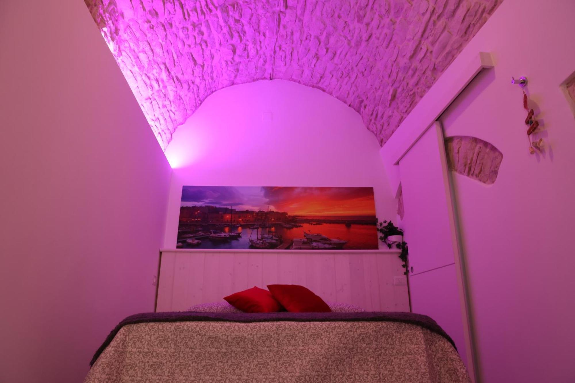 ג'ובינאצו Room 20 - Piccola Camera In Pietra Bianca מראה חיצוני תמונה